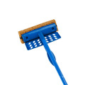 Brosse multifonctionnelle de décapant de racleur de fenêtre de silicone de poignée extensible pour le verre